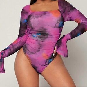 Square neck flare sleeve top